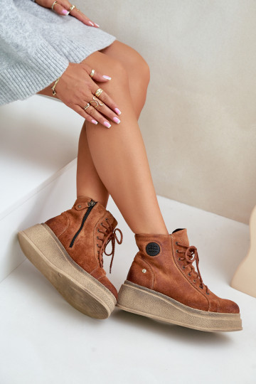 Suede schoenen met platform Het heeftciejka 06309-29 bruine kleur