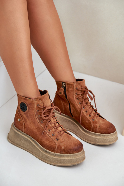 Suede schoenen met platform Het heeftciejka 06309-29 bruine kleur Suede schoenen met platform Het heeftciejka 06309-29 bruine kleur