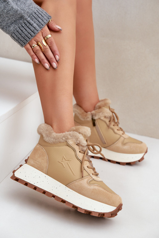 Peau Chaussures modèle baskets chaussures Féminin avec un manteau de fourrure avec une plateforme Big Star OO274A330 beige Peau Chaussures modèle baskets chaussures Féminin avec un manteau de fourrure avec une plateforme Big Star OO274A330 beige
