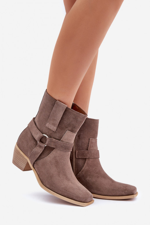 LaarzenOpturalnego van suèdeu met hakken Zazoo 3444/2 bruine kleur LaarzenOpturalnego van suèdeu met hakken Zazoo 3444/2 bruine kleur