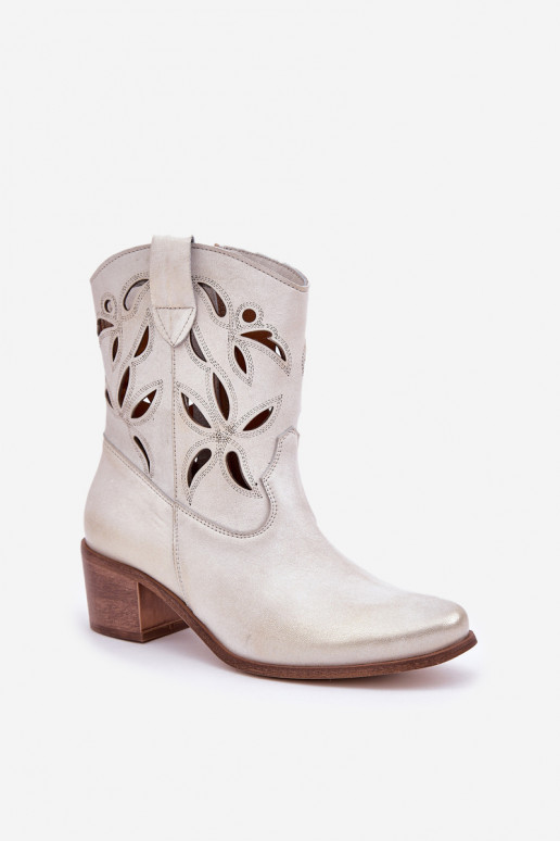 Peau Bottes ajourées avec des talons Zazoo 3621 couleur dorée Przecierany