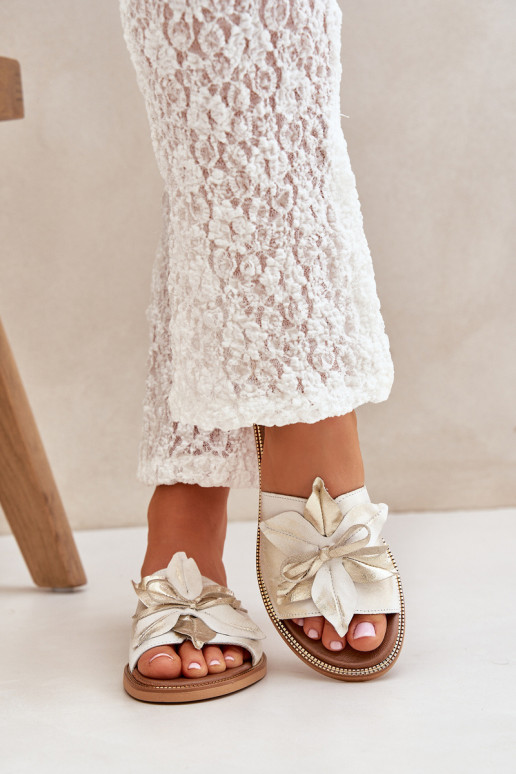 Hausschuhe mit Ornamenten Ermöglichtturleder Zazoo 3667 goldene Farbe Przecierany Hausschuhe mit Ornamenten Ermöglichtturleder Zazoo 3667 goldene Farbe Przecierany