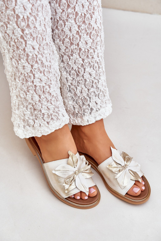 Slippers met ornamenten Echt leer Zazoo 3667 gouden kleur Przecierany Slippers met ornamenten Echt leer Zazoo 3667 gouden kleur Przecierany