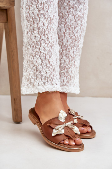 Natuurlijke leren slippers met ornamenten Zazoo 3574/Z bruine kleur