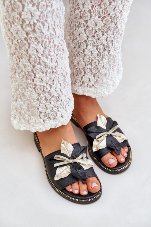 Chaussons avec des ornements Cuir naturel Zazoo 3574/Z couleur noire Chaussons avec des ornements Cuir naturel Zazoo 3574/Z couleur noire