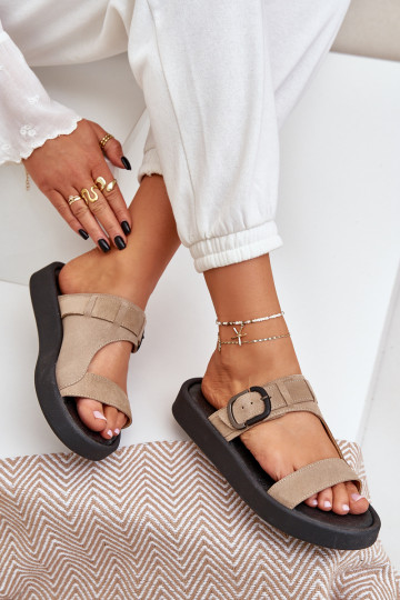 INildleder-Hausschuhe für Damen mit einer Plattform Zazoo 3024 Beige