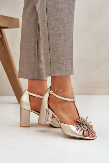 Sandales en cuir avec talons et ornements Laura Messi 2758 couleur or