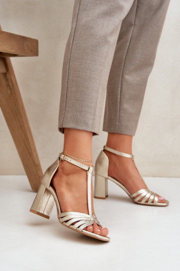 Natuurlijke leren sandalen met hakken Laura Messi 2766 2