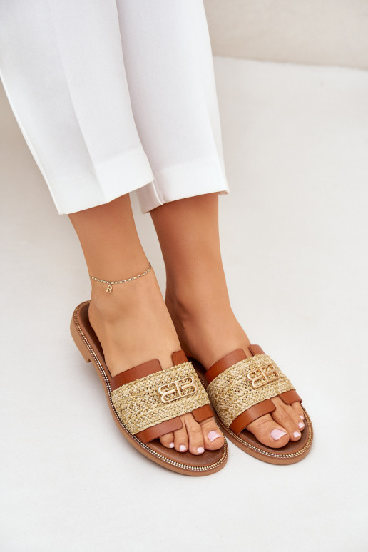 Leren pantoffels Met sierlijk Detalem I Plecionką Zazoo 40426 bruine kleur Leren pantoffels Met sierlijk Detalem I Plecionką Zazoo 40426 bruine kleur