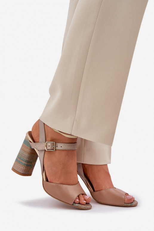 Leer Elegante stijl sandalen met hakken Laura Messi 2136 beige Leer Elegante stijl sandalen met hakken Laura Messi 2136 beige