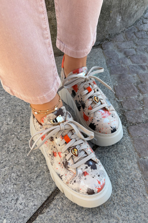 Leer Sneakers model schoenen met platform Het heeftciejka 06891-18 beige