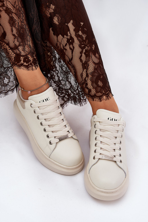 Peau Chaussures modèle baskets Féminin avec une plateforme GOE RR2N4004 beige Peau Chaussures modèle baskets Féminin avec une plateforme GOE RR2N4004 beige
