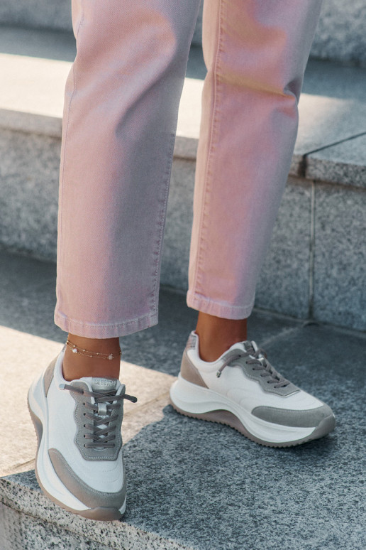 en daim Chaussures modèle baskets Féminin avec une plateforme Big Star RR274A344 HI-POLY SYSTEM beige en daim Chaussures modèle baskets Féminin avec une plateforme Big Star RR274A344 HI-POLY SYSTEM beige