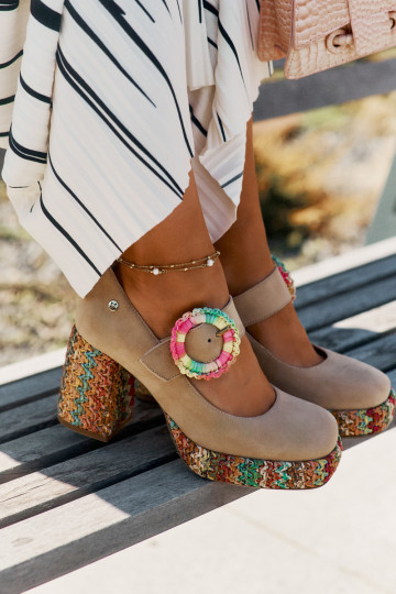 Suede schoenen Met Vlecht met hakken en platform Het heeftciejka 06839-04 beige