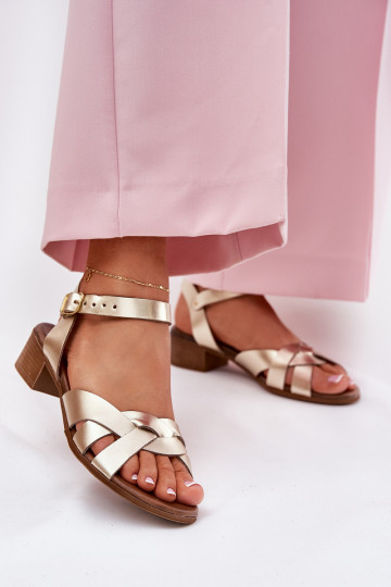 Dames sandalen Op Delicaatm Obcasie Zazoo 40372 gouden kleur 2