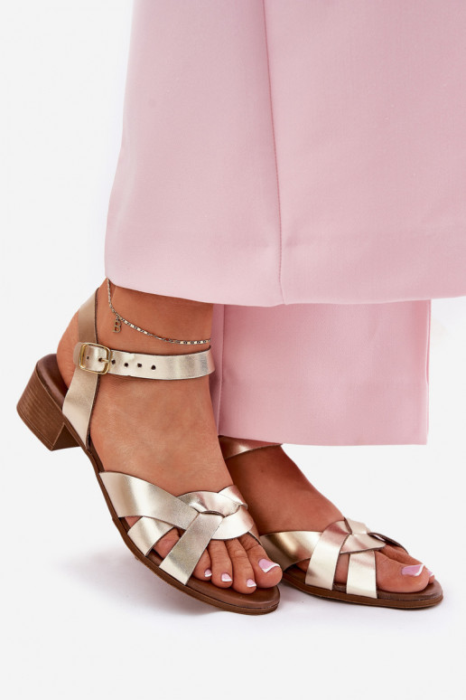 Dames sandalen Op Delicaatm Obcasie Zazoo 40372 gouden kleur Dames sandalen Op Delicaatm Obcasie Zazoo 40372 gouden kleur