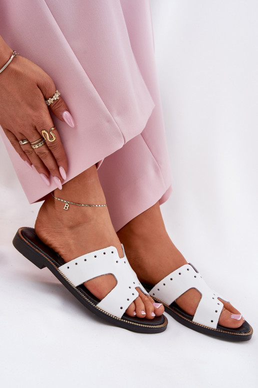 Zazoo 40326 mit Lackeffekt Feminin Hausschuhe Mit dekorativen Ausschnitten Zueiße Farbe Zazoo 40326 mit Lackeffekt Feminin Hausschuhe Mit dekorativen Ausschnitten Zueiße Farbe