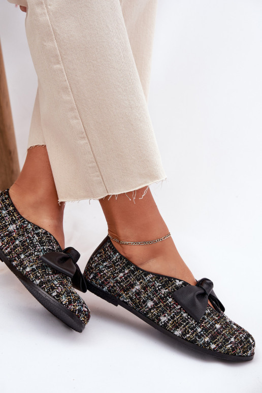 Ballerinas mit Bändern Laura Messi 2921 schZuarze Farbe Ballerinas mit Bändern Laura Messi 2921 schZuarze Farbe