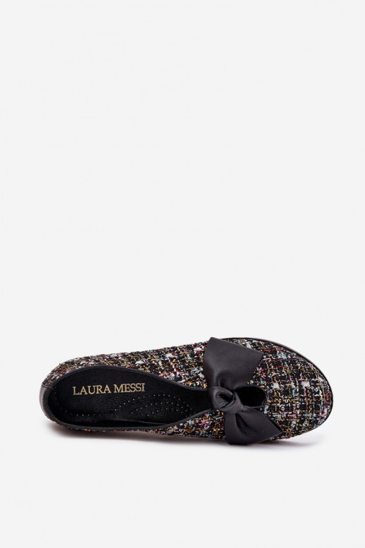 Ballerinas mit Bändern Laura Messi 2921 schZuarze Farbe Ballerinas mit Bändern Laura Messi 2921 schZuarze Farbe