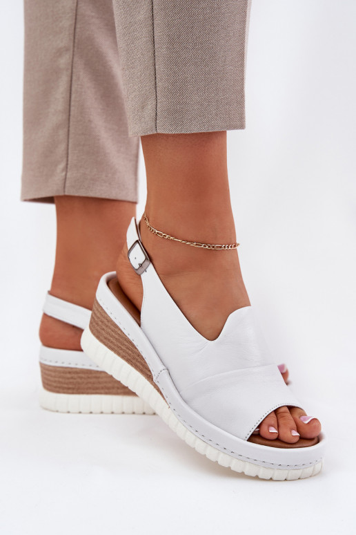 Sandales pour femmes Peau Sur un coin Artiker 56C0918 couleur blanche Sandales pour femmes Peau Sur un coin Artiker 56C0918 couleur blanche