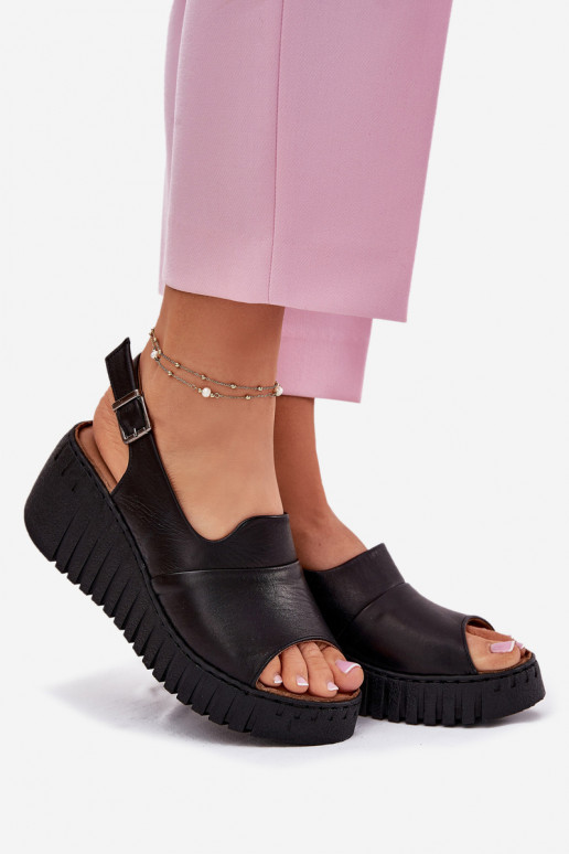 Sandales pour femmesActivéturalnej Skóry Sur un coin Artiker 54C0791 couleur noire Sandales pour femmesActivéturalnej Skóry Sur un coin Artiker 54C0791 couleur noire