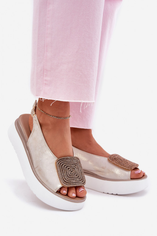 Zazoo 1786 Sandales pour femmes Féminin avec une plateforme avec des ornements couleur dorée Przecierany