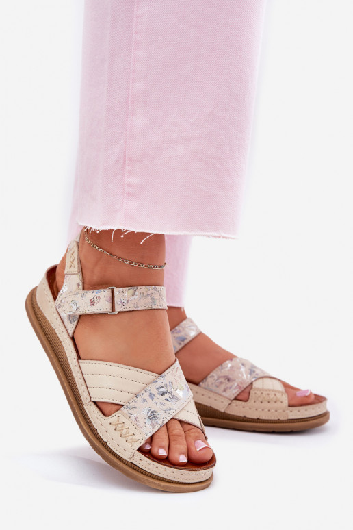 Dames sandalen Dames met platform Het heeftciejka L7064-37 ivoor Dames sandalen Dames met platform Het heeftciejka L7064-37 ivoor