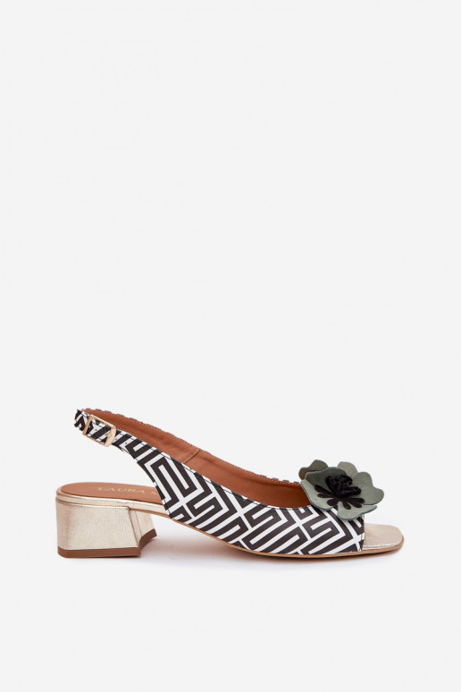 Sandales pour femmes Féminin Klocke Avec des décorations Une fleur Laura Messi 2973 Blanc-couleur noire Sandales pour femmes Féminin Klocke Avec des décorations Une fleur Laura Messi 2973 Blanc-couleur noire