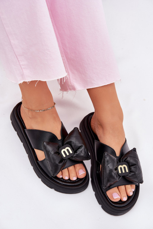 Pantoufles en cuir Féminin avec une plateforme avec des rubans CheBello 4647 couleur noire Pantoufles en cuir Féminin avec une plateforme avec des rubans CheBello 4647 couleur noire