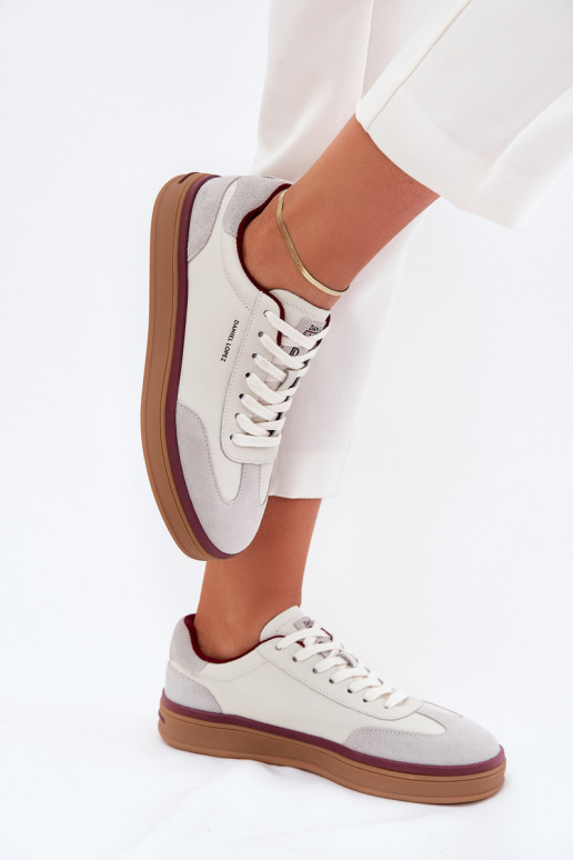 Peau Féminin Chaussures modèle baskets Daniel Lopez Just Dare SS2D4008 Blanc-couleur grise Peau Féminin Chaussures modèle baskets Daniel Lopez Just Dare SS2D4008 Blanc-couleur grise