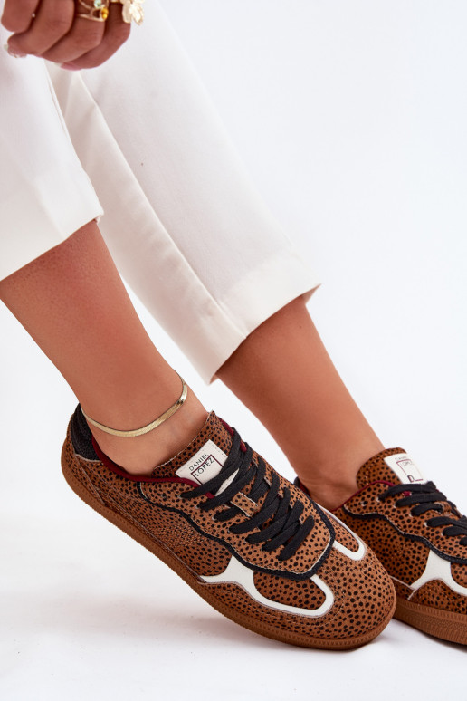 Sneakers model schoenen Dames Daniel Lopez Just Dare SS2D4016 bruine kleur Sneakers model schoenen Dames Daniel Lopez Just Dare SS2D4016 bruine kleur