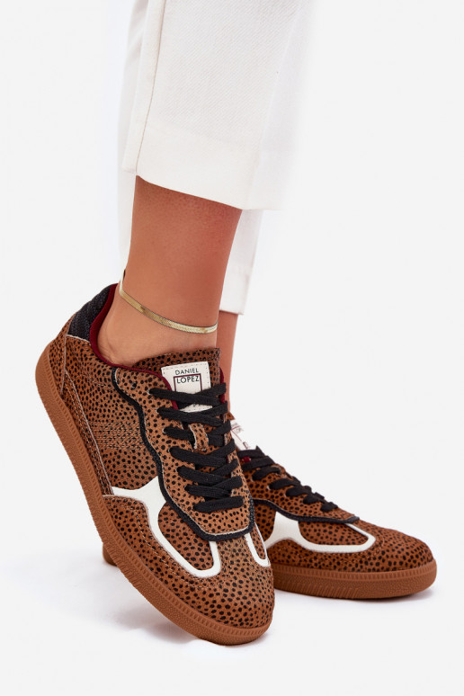 Chaussures modèle baskets Féminin Daniel Lopez Just Dare SS2D4016 marron Chaussures modèle baskets Féminin Daniel Lopez Just Dare SS2D4016 marron