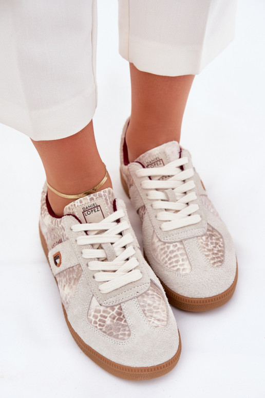Chaussures modèle baskets Féminin Daniel Lopez Just Dare SS2D4032 Motif animalier beige