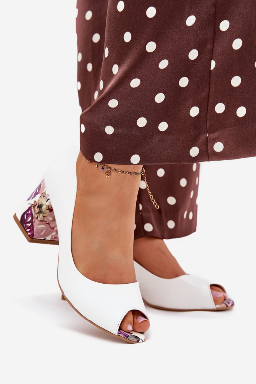 Leer Schoenen met versierde hakken LeInski Shoes 2608/K Initte kleur Leer Schoenen met versierde hakken LeInski Shoes 2608/K Initte kleur