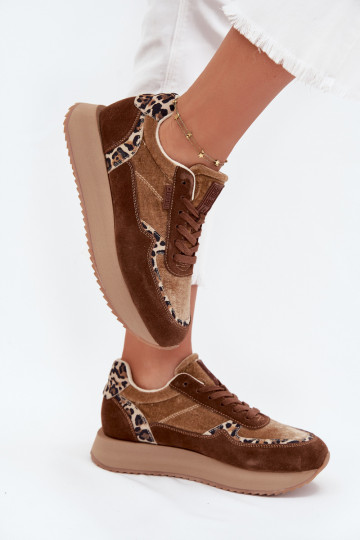 en daim Chaussures modèle baskets Féminin Big Star OO274A313 HI-POLY SYSTEM marron avec des motifs en fourrure de léopard