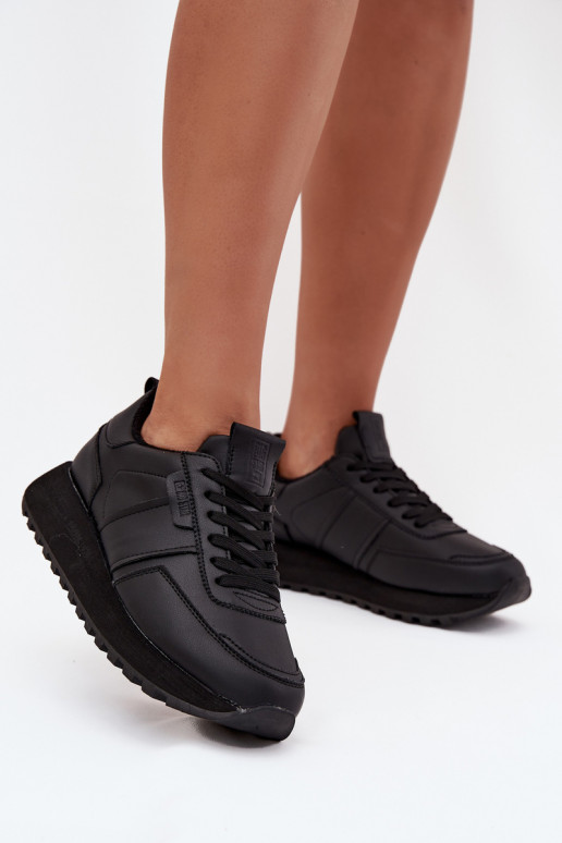 Peau Chaussures modèle baskets Féminin avec une plateforme Big Star OO274573 Hi-Poly System couleur noire Peau Chaussures modèle baskets Féminin avec une plateforme Big Star OO274573 Hi-Poly System couleur noire