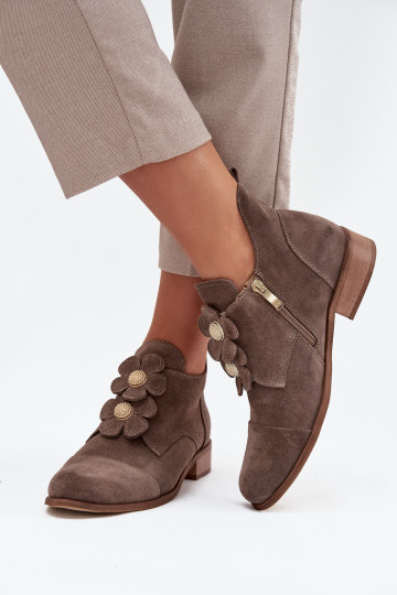 Bottines en daim pour femmes avec des détails floraux décoratifs Zazoo 3080 couleur sable 2