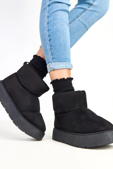 Bottes de neige noires... 2