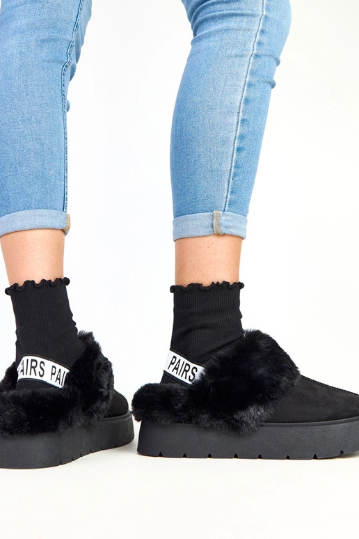 Bottes de neige courtes noires... Bottes de neige courtes noires...