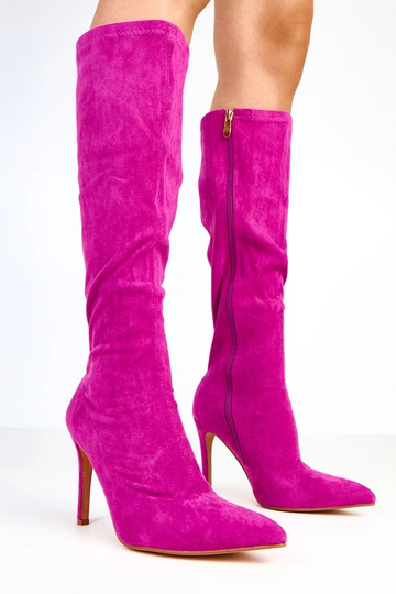 Bottines violettes à talons... 2