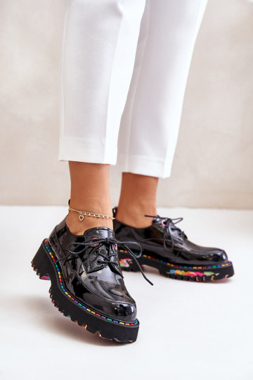 mit Lackeffekt Schuhe Feminin mit Schnürsenkeln Artiker 55C0497 schZuarze Farbe 2