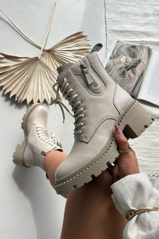 Leren dames enkellaarsjes met hakken, warm Vinceza 86418 zandkleur Leren dames enkellaarsjes met hakken, warm Vinceza 86418 zandkleur