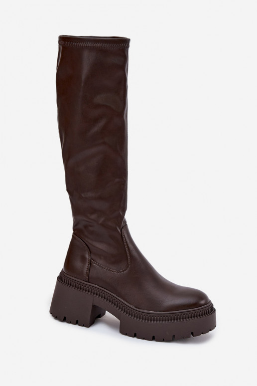 Damenstiefel mit massiven Absätzen und Plattform, schlupfbares Modell in braun Florinne Damenstiefel mit massiven Absätzen und Plattform, schlupfbares Modell in braun Florinne