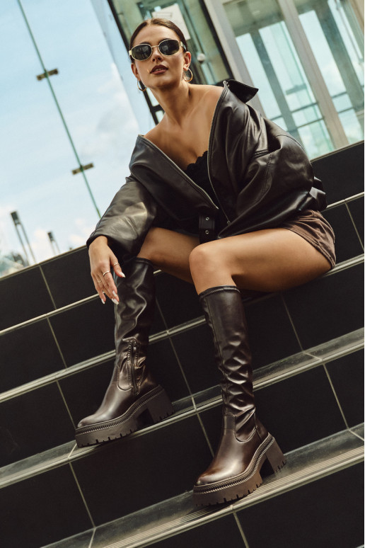 Bottes montantes pour femmes à talons massifs et plateforme à enfiler couleur marron Florinne Bottes montantes pour femmes à talons massifs et plateforme à enfiler couleur marron Florinne