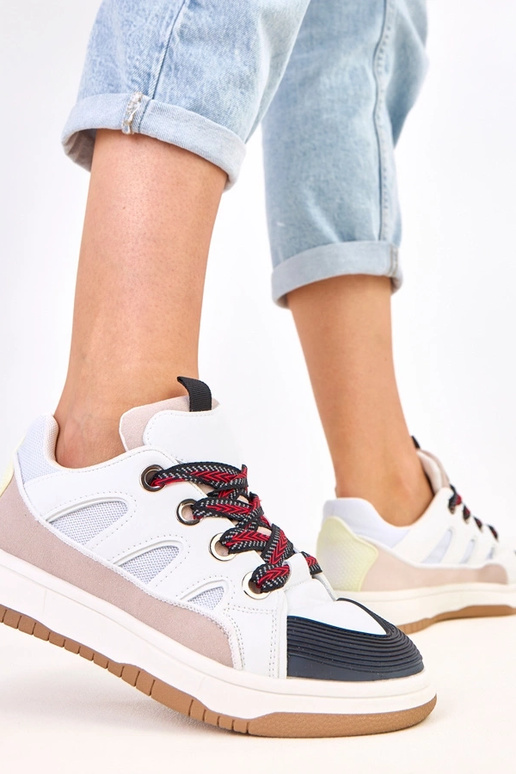 Baskets noires avec lacets épais Neolis