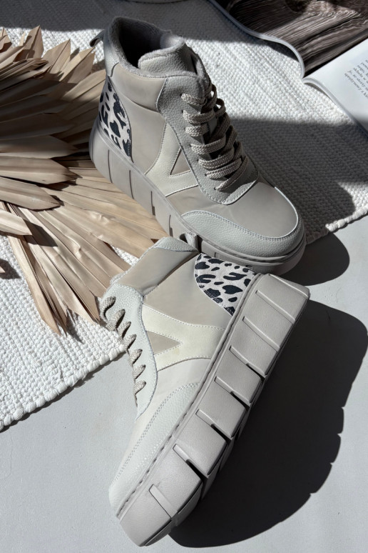 Bottines en cuir beige pour femmes avec plateforme Vinceza 66838 Bottines en cuir beige pour femmes avec plateforme Vinceza 66838