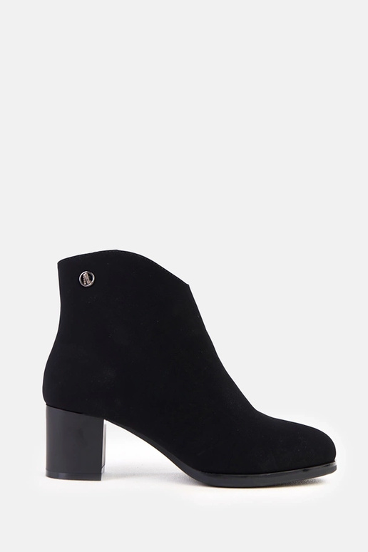 Bottines noires avec un subtil...