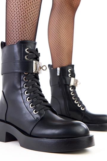 Schwarze Ankle Boots mit metallischem Schmuck Gretta 2