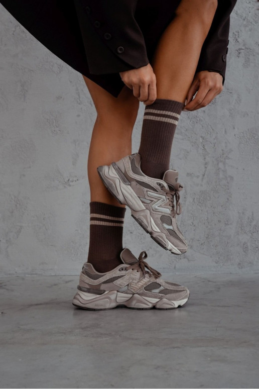 Sokken Dames DIna Cienkie Strepen bruine kleur