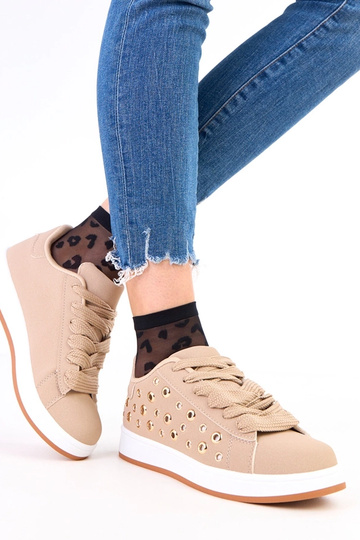 Bruine sportieve schoenen op plateau met studs Adelis